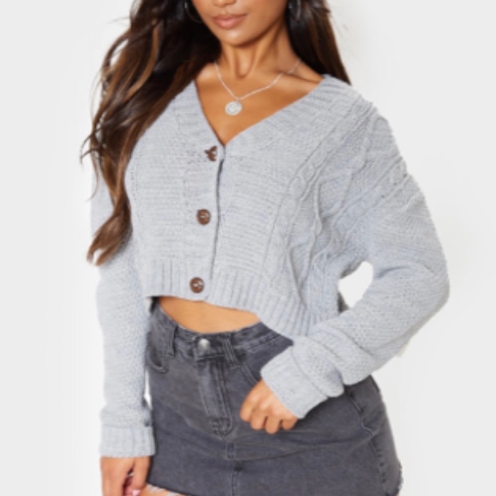 PRETTY LITTLE THING ✨ Gray Cardigan
